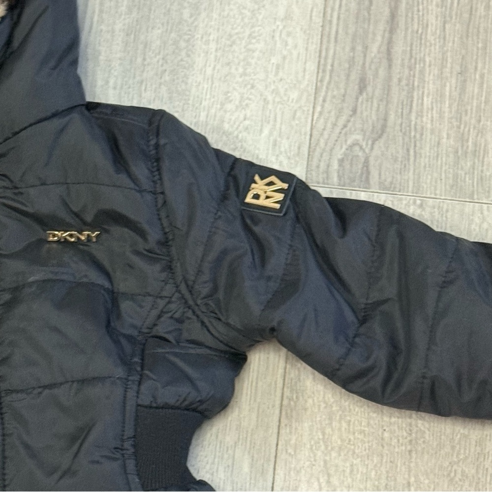 DKNY Black Puffer Reversible Jacket with Leopard Lining - Picture 4 of 12